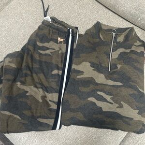 Pink Sweatsuit Set Camo